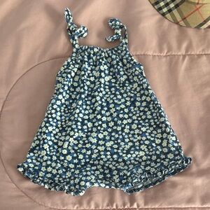 Old Navy Blue and White Floral Baby Body Suite